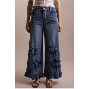 Bluevelvet Wide Leg Star-Appliqué Ruffle Hem Jeans - Blue NWT